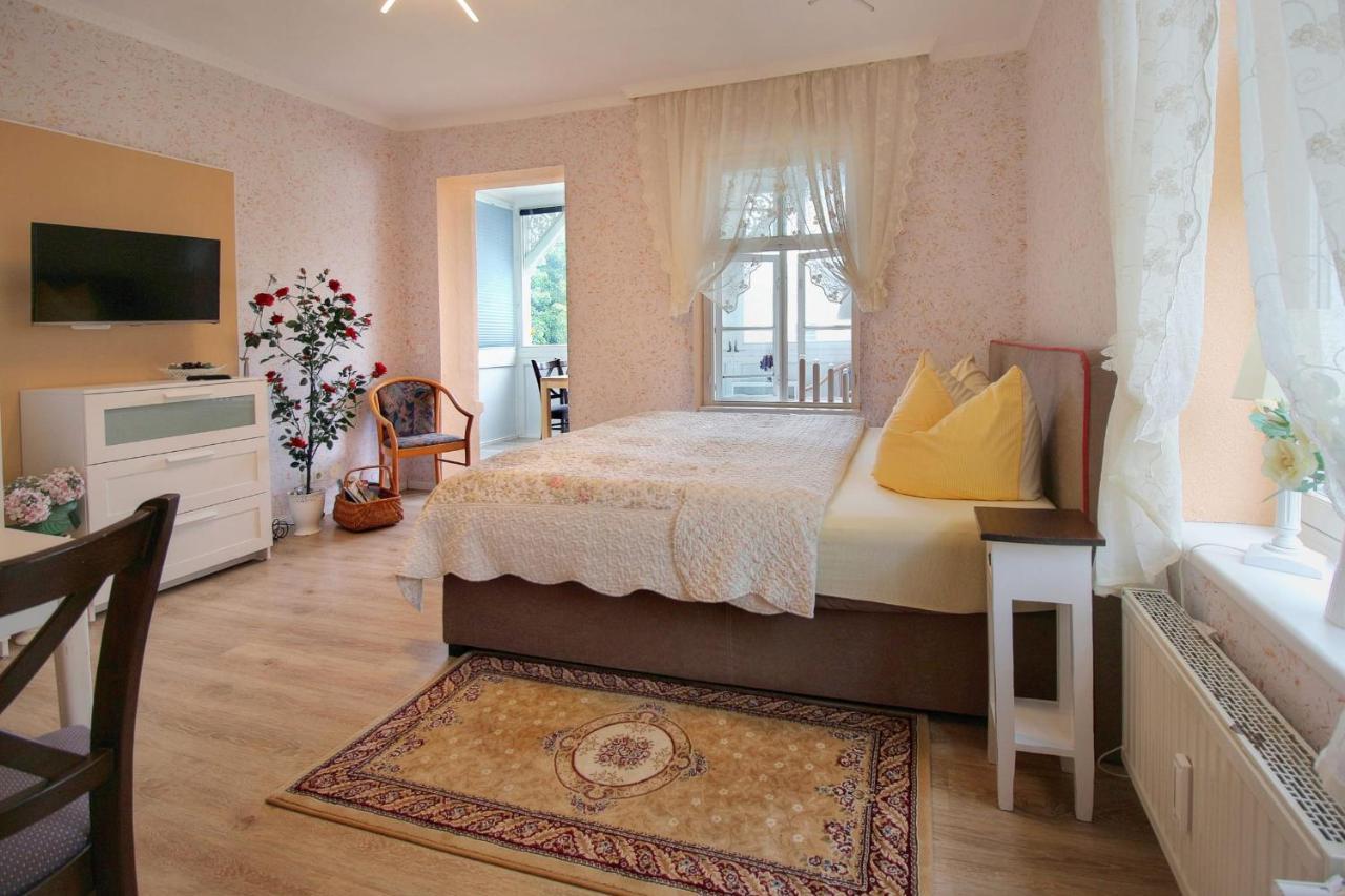 זאסניץ Villa Ostseelilie - Appartements Mit Balkon Und Meerblick מראה חיצוני תמונה