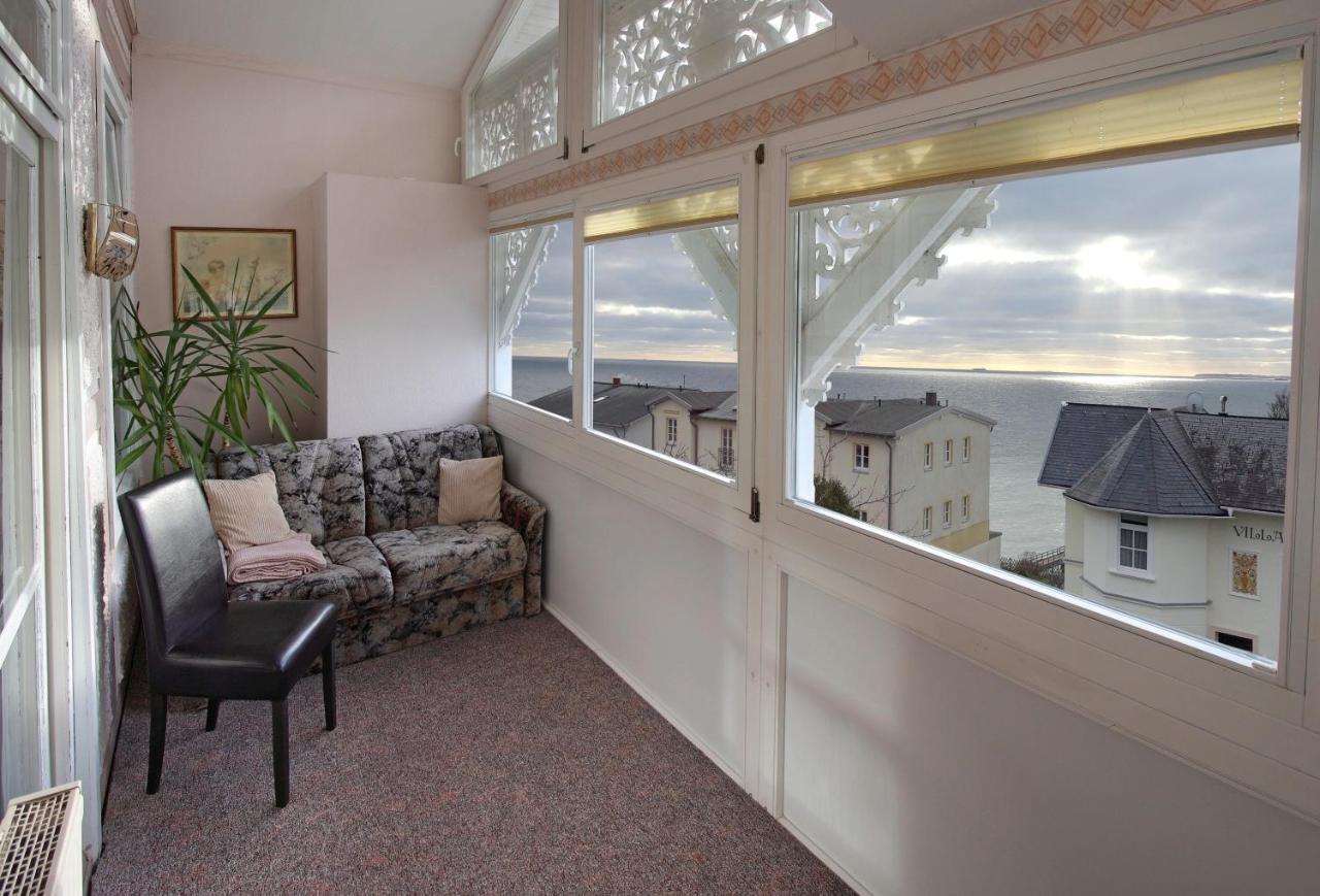 זאסניץ Villa Ostseelilie - Appartements Mit Balkon Und Meerblick מראה חיצוני תמונה