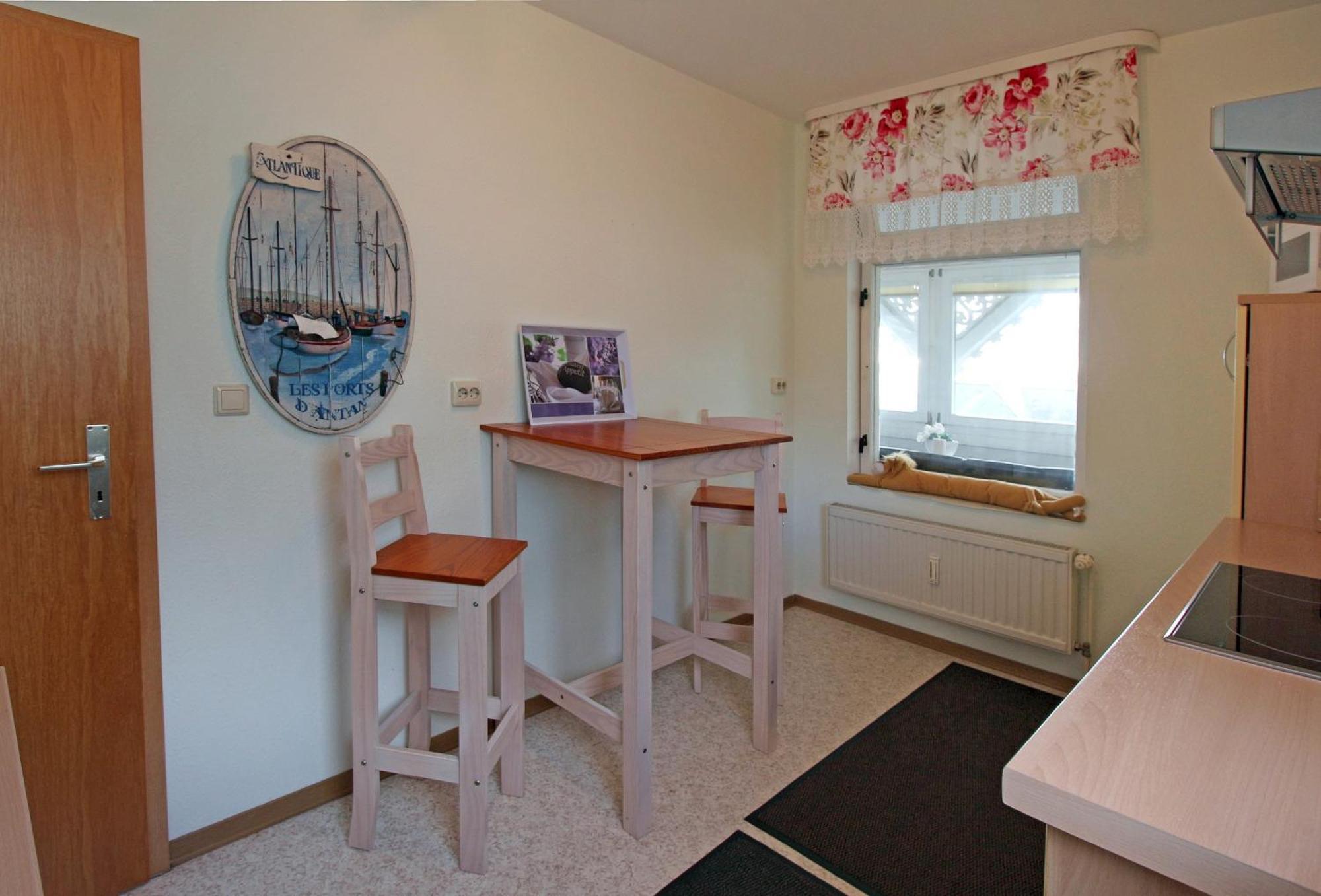 זאסניץ Villa Ostseelilie - Appartements Mit Balkon Und Meerblick חדר תמונה