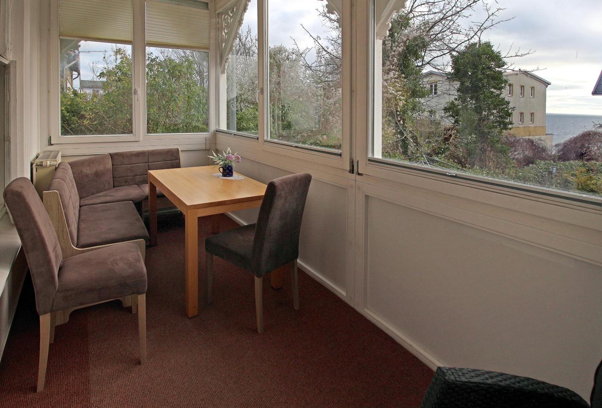זאסניץ Villa Ostseelilie - Appartements Mit Balkon Und Meerblick חדר תמונה